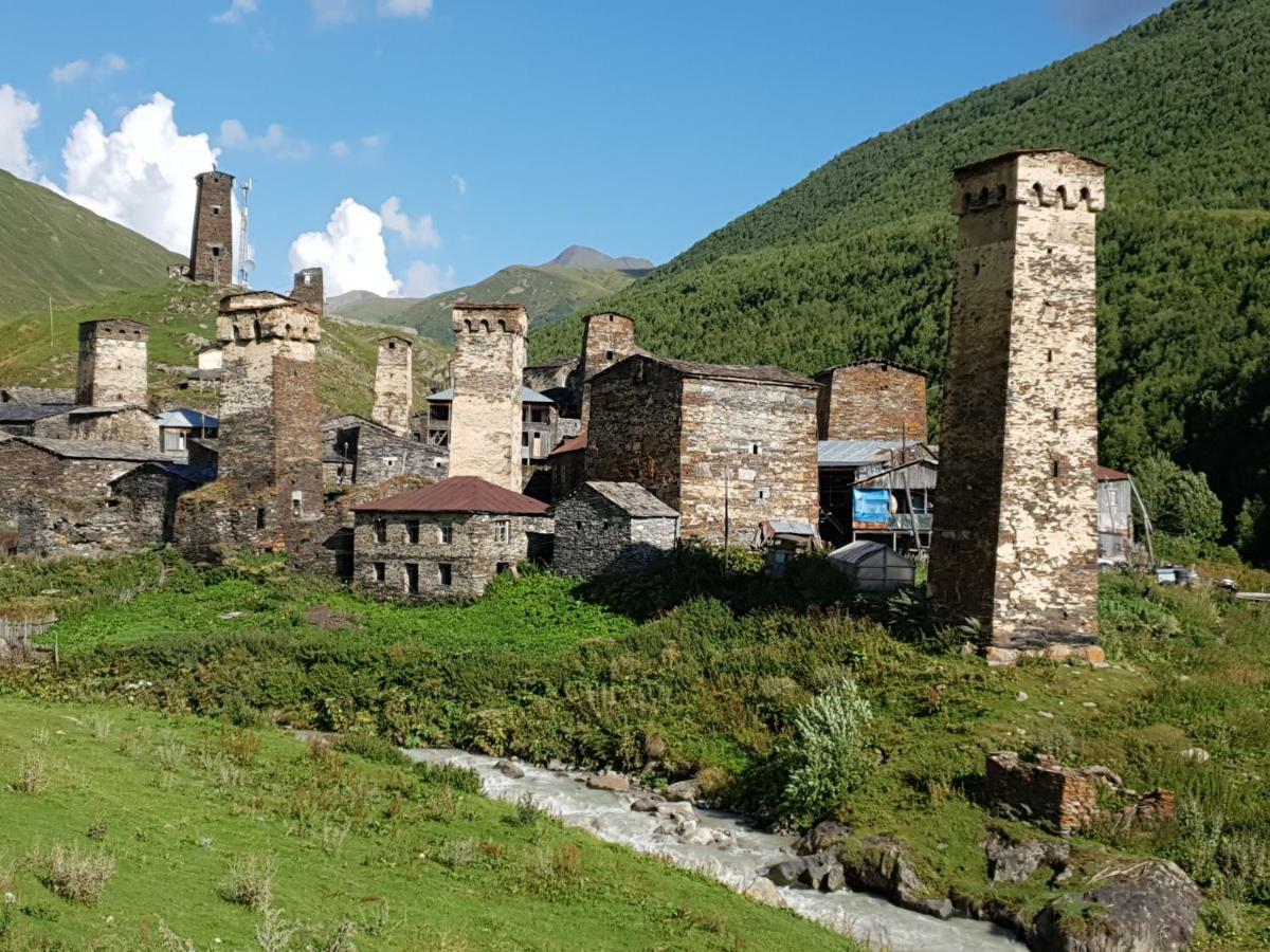 Hotel Ushba Hill Mestia Kültér fotó